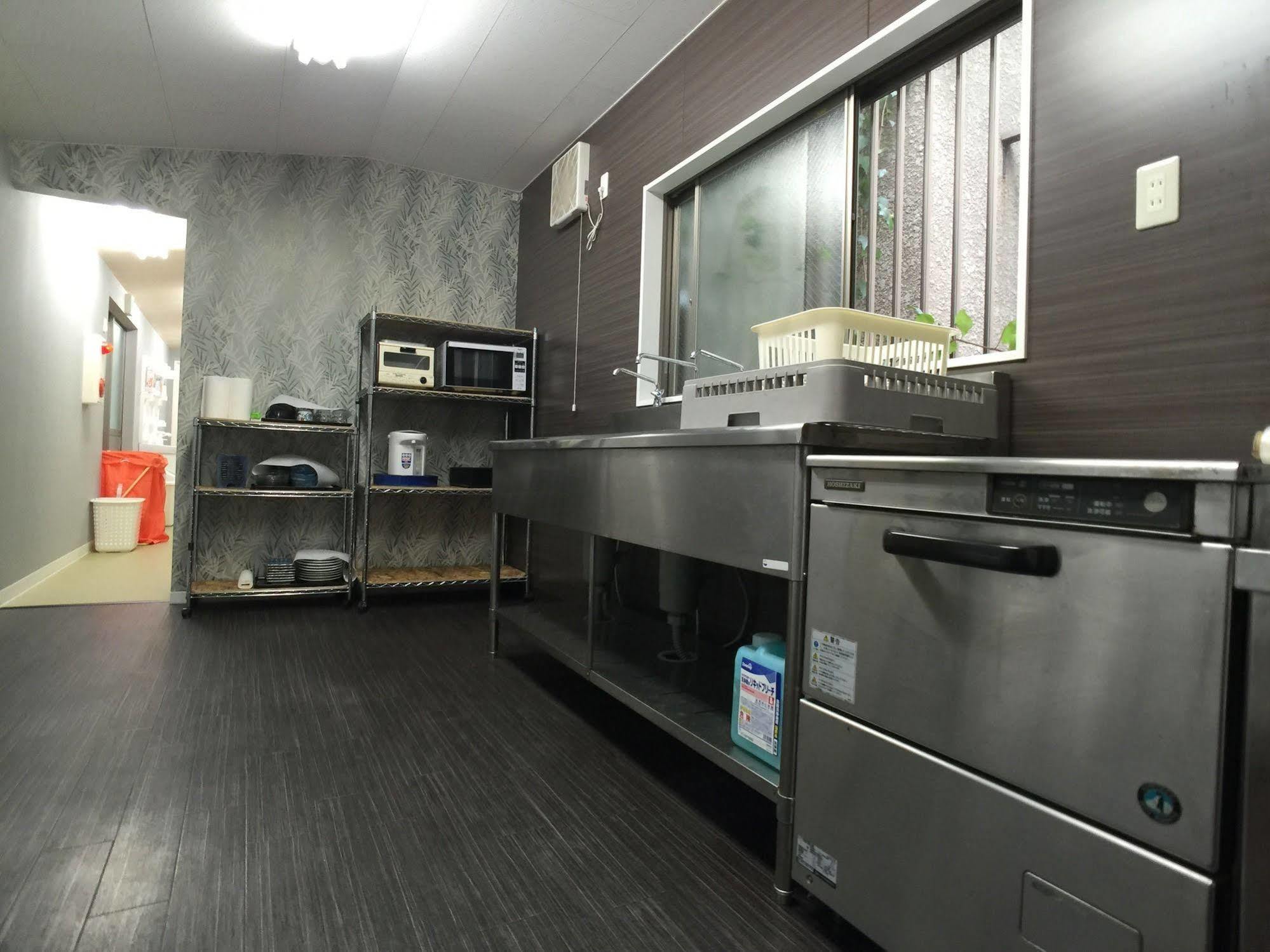 Toyotaya Hostel Нішіномія Екстер'єр фото